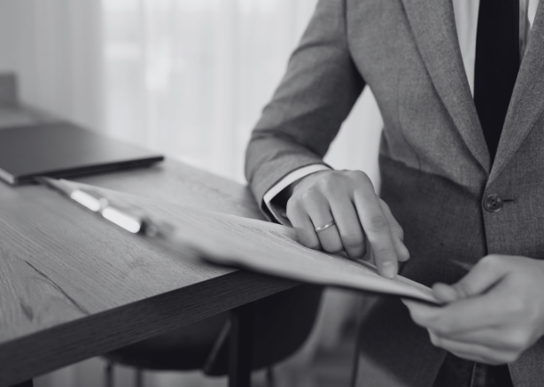 Revisión de contratos mercantiles: qué revisar antes del nuevo curso